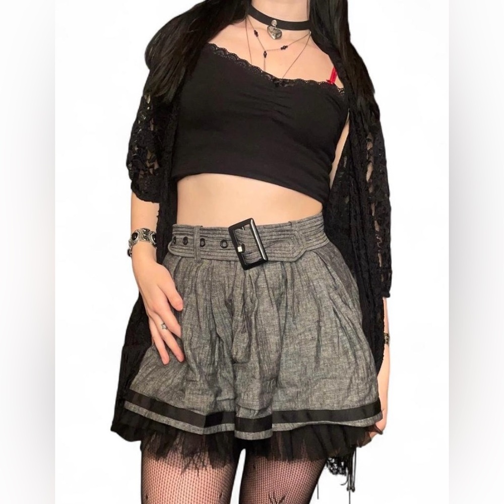 vintage forever 21 tweed gray and black tulle mini skirt with a belt